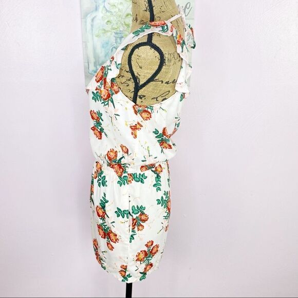 Roxy Cloud Floral Ruffle Open Back Romper Peach Pink Medium Sleeveless - Picture 3 of 15